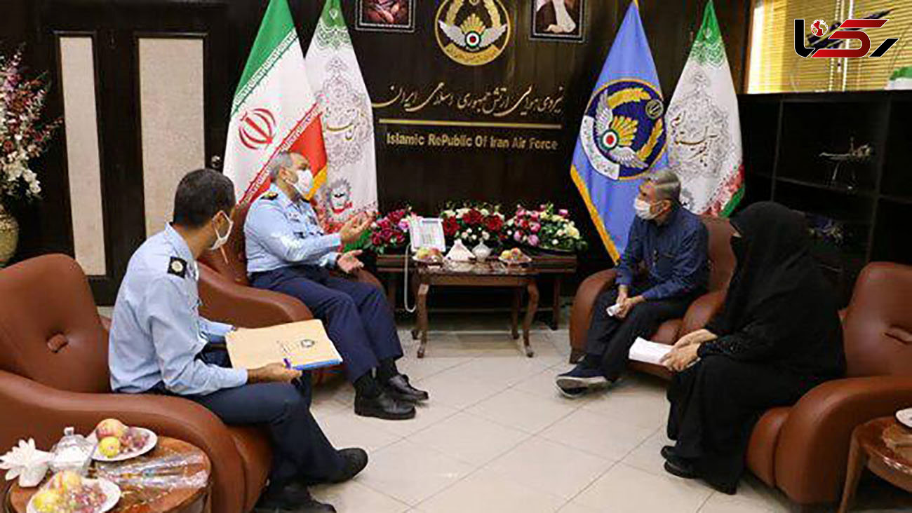 فرمانده نیروی هوایی ارتش با خانواده شهید رحمانی دیدار کرد