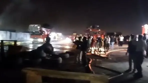 فیلم  آتش‌سوزی همزمان با زلزله کرج  در نزدیکی نیروگاه شهید منتظر قائم البرز / ماجرا چه بود ؟!