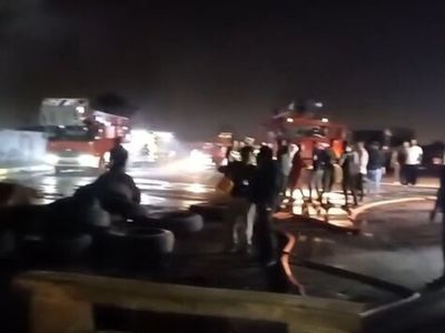 فیلم  آتش‌سوزی همزمان با زلزله کرج  در نزدیکی نیروگاه شهید منتظر قائم البرز / ماجرا چه بود ؟!