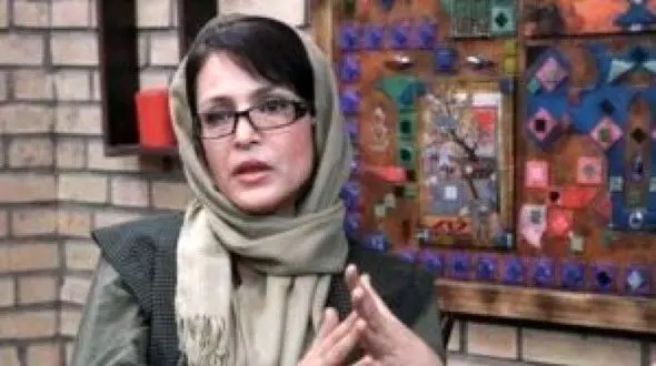 نیکی کریمی درباره شیوا ارسطویی نوشت: «زنی در همین شهر شلوغ با تجاربش و با نوع مدرن بودن و آزاد اندیشی زندگی»