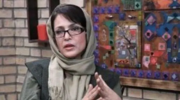نیکی کریمی درباره شیوا ارسطویی نوشت: «زنی در همین شهر شلوغ با تجاربش و با نوع مدرن بودن و آزاد اندیشی زندگی»