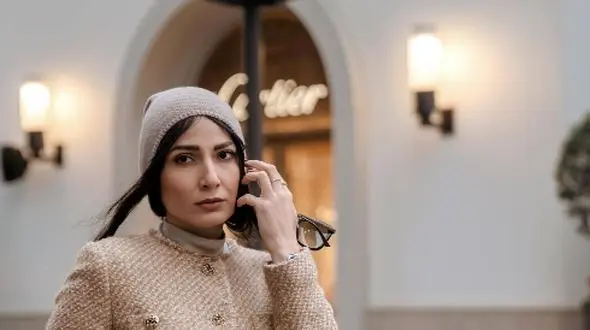 عاشقانه ترین عکس های پاییزی سمیرا حسن پور از دید همسرش سامان سالور / پاییز… با برگ‌هایی که دیگر رنگی به تن ندارند