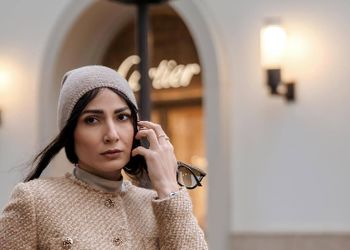 عاشقانه ترین عکس های پاییزی سمیرا حسن پور از دید همسرش سامان سالور / پاییز… با برگ‌هایی که دیگر رنگی به تن ندارند