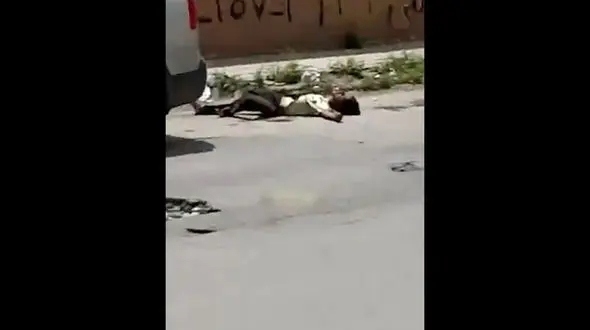 پیکر بی هوش شده یک کرونایی در اهواز ! + فیلم