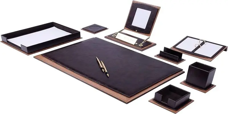 ست اداری چرمی؛ هدیه برای مرد همکار