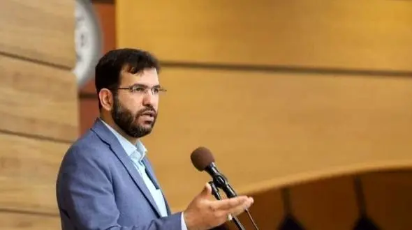 در خوزستان مساله سخن و ادب همیشه در رأس امور بوده است