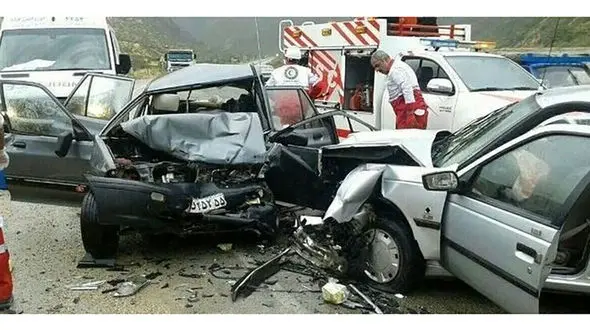 مصدوم شدن ۱۱ نفر در ۲ تصادف جاده ای در گیلان