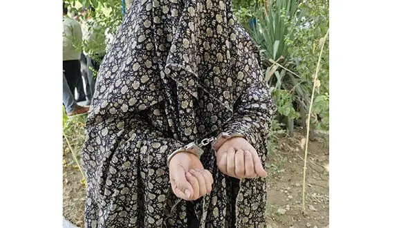 فیلم / این زن طلای دختربچه ها را می دزدید / گریه های دختران کوچولو را ببینید