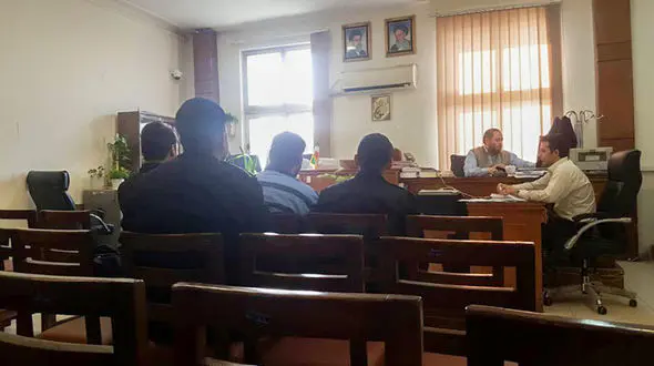 شلیک مرگ در صرافی تهران / مرد چوپان دار و ندارش را از دست داده بود + عکس