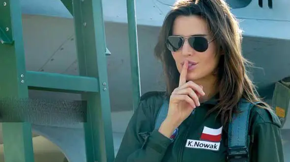 ارتش های نظامی دنیا با لشکری از زنان خوشگل+تصاویر