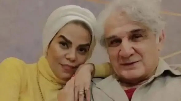 عکس سفر در زمان / اوج جوانی «مهدی هاشمی کنار  فردین، داوود رشیدی و کیومرث پوراحمد» در یک دورهمی؛ سال 1370