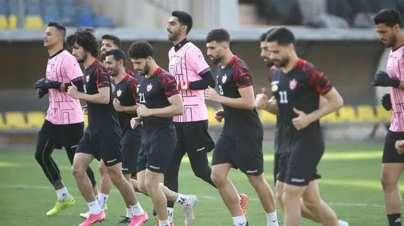 تصاویری از آخرین تمرین پرسپولیس پیش از دیدار با پیکان