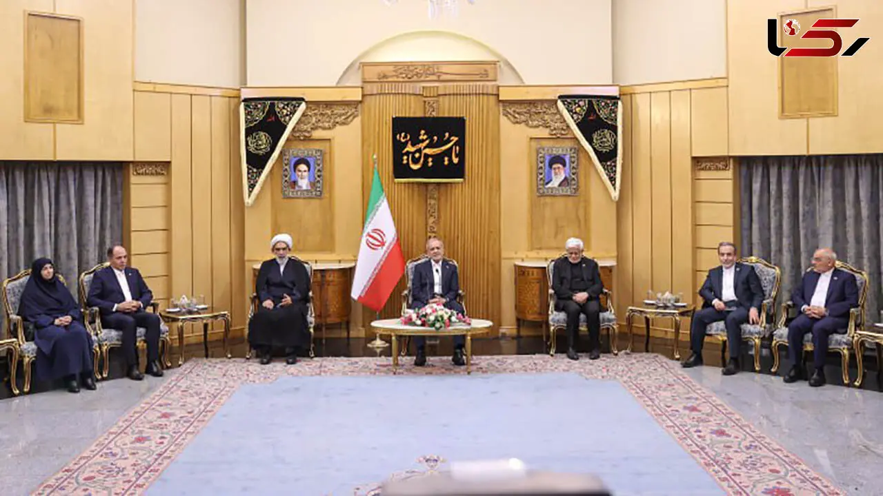 پزشکیان: با کشور دوست و همسایه ارمنستان، رابطه قدیمی و راهبردی داریم/ درباره گسترش روند تجارت از شرق به غرب  گفتگو خواهیم کرد 