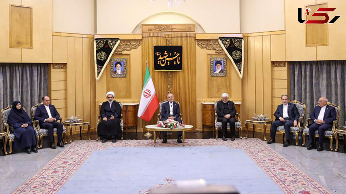 پزشکیان: با کشور دوست و همسایه ارمنستان، رابطه قدیمی و راهبردی داریم/ درباره گسترش روند تجارت از شرق به غرب  گفتگو خواهیم کرد 
