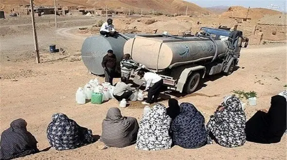 سه هفته قطعی آب در بوشهر  / مدیرعامل آبفای استان: مشکل آن قدرها هم حاد نیست!