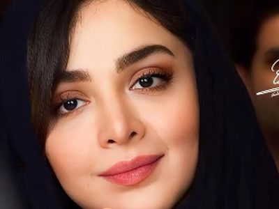 لباس عروس دنباله دار المیرا دهقانی یاسمن سریال لحظه گرگ و میش با تور سر 3 متری اش غوغا کرد + عکس همسر قد بلند و باکلاسش