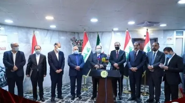  شریعتمداری از امضای سند ۵ ساله اقتصادی با عراق خبر داد