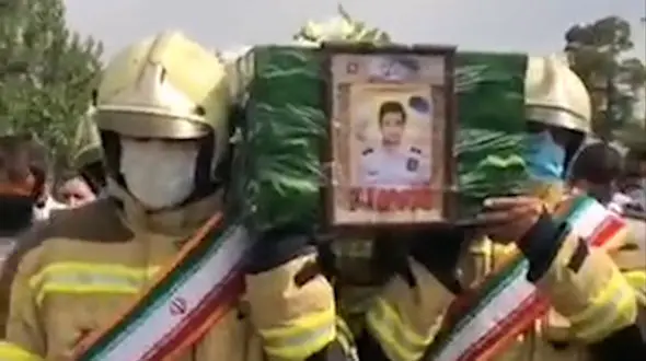 وداع غمبار یاران مرتضی حیدری آتشنشان تهرانی + فیلم