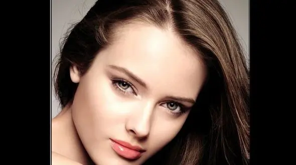 راز زیباترین زنان جهان ! /  برای زیباتر شدن این کارها را انجام می دهند !