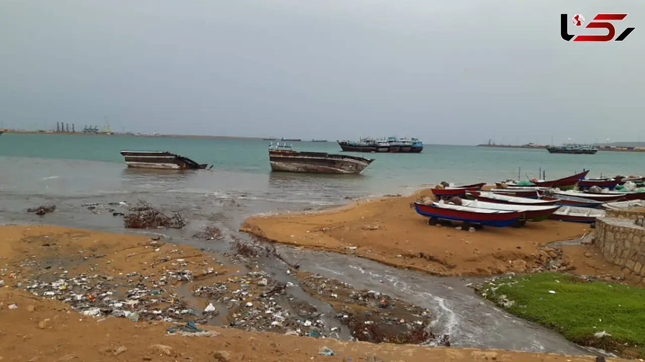 غرق شدن 2 شناور ایرانی در طوفان چابهار