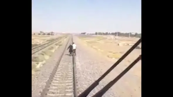 خودکشی زن تهرانی با پریدن جلوی قطار + فیلم