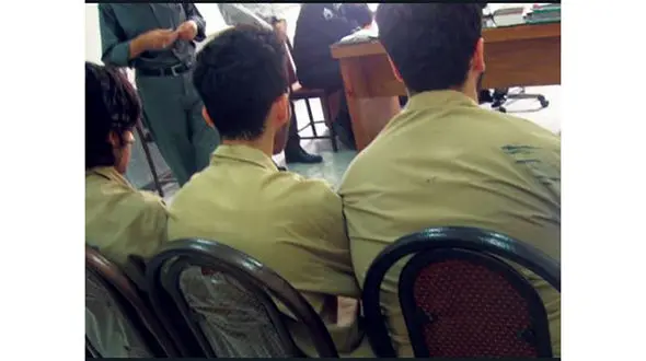 کشف جسد 2 مرد جزغاله شده بدون دست و پا  در کانکس / قاتل کیست؟! + عکس