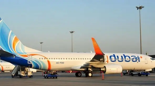 وحشت در آسمان شیراز / هواپیمای اماراتی پر دود بود ! + عکس بعد از حادثه