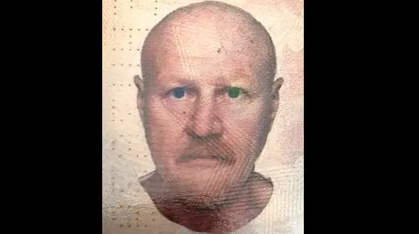 سگ گرسنه جسد صاحبش را خورد ! + عکس 16+