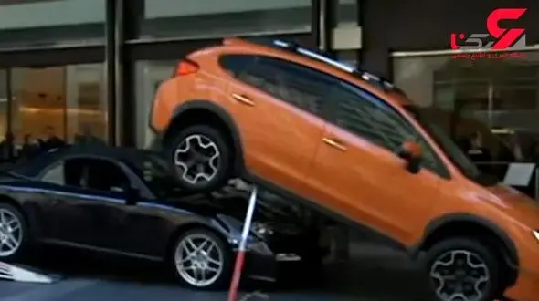 تصادف عجیب پورشه با  خودروی شاسی بلند + فیلم 