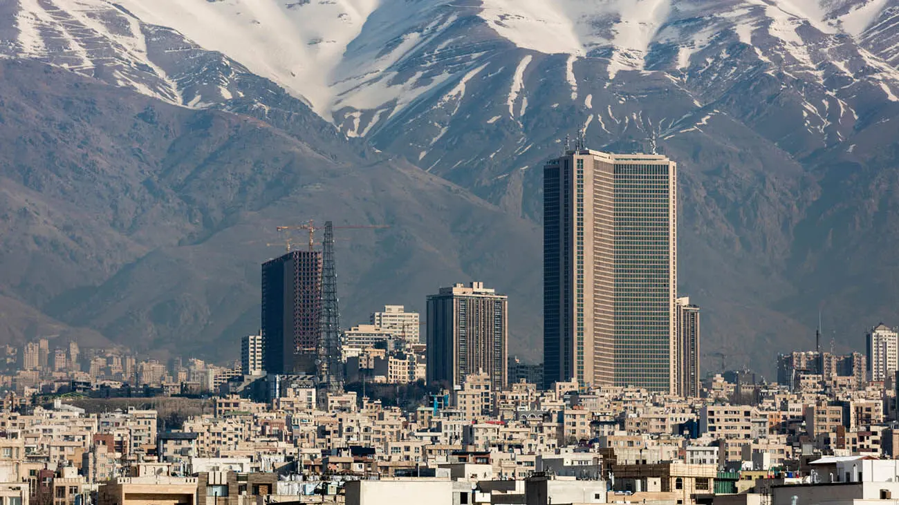 راز خانه های خالی دانه درشت ها در تهران / احتکار مسکن دست بانک ها و شرکت های وابسته به دولت است