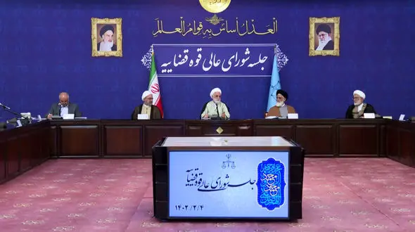 میان قوای سه گانه همدلی وجود دارد/ چه کسی ابربدهکاران را بوجود آورده و به آنها تسهیلات داده است