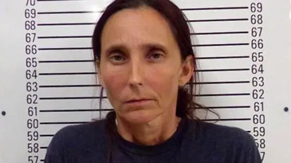 بازداشت نامادری بخاطر آزار شیطانی پسر 18 ساله اش ! + عکس