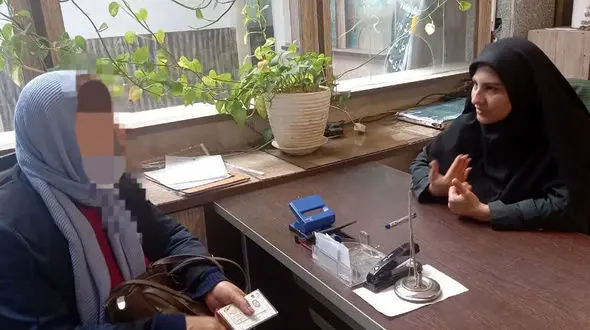 ازدواج اجباری برای اعدام نشدن یک قاتل / مهتاج 14 ساله با اشک به خانه شوهر رفت + عکس