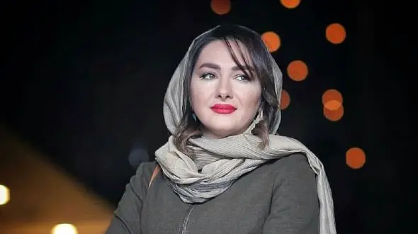 عکس؛ سفر در زمان؛ دورهمی «لیندا کیانی، هانیه توسلی و دوستان» در یک کافه؛ سال 97