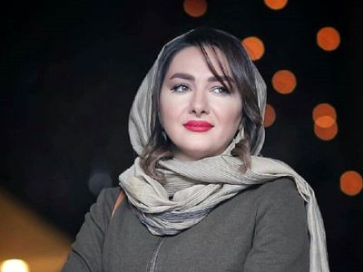 عکس؛ سفر در زمان؛ دورهمی «لیندا کیانی، هانیه توسلی و دوستان» در یک کافه؛ سال 97