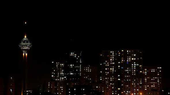 احضار وزیر نیرو به مجلس برای پاسخگویی به وضعیت برق/ کمبود برق پیش بینی شده بود و بی نظمی در اطلاع رسانی ناموجه است