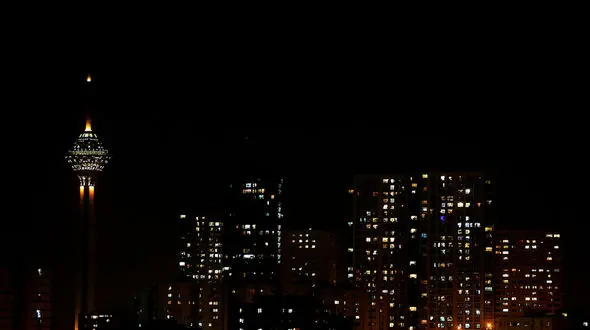 احضار وزیر نیرو به مجلس برای پاسخگویی به وضعیت برق/ کمبود برق پیش بینی شده بود و بی نظمی در اطلاع رسانی ناموجه است