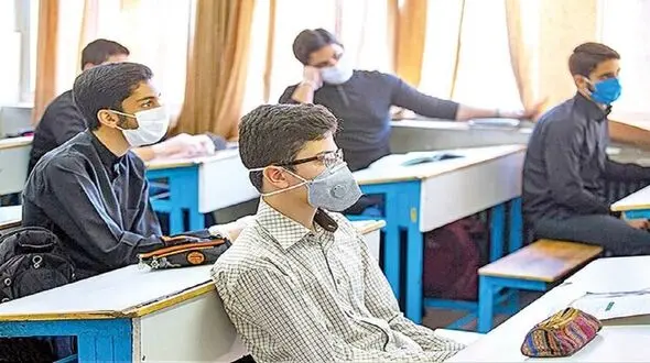 فولادوند: فعالیت کمتر از یک روز مدارس غیر قانونی است
