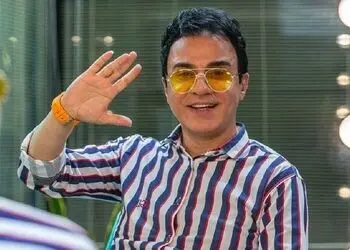 فیلم/ عمو پورنگ بالاخره سن واقعی اش را لو داد؛ ماجرای بامزه علاقه پیرزن ها به داریوش فرضیایی
