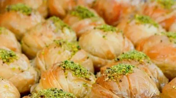 از توپک باقلوا تا شیرینی نخودچی