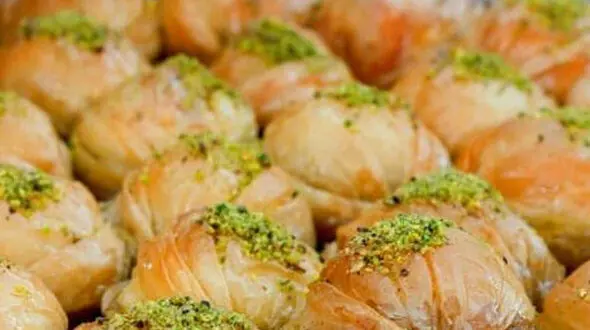 از توپک باقلوا تا شیرینی نخودچی