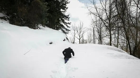 فیلم عملیات نفسگیر  هلال احمر برای جستجو 3 کوهنورد گرفتار در بهمن ارتفاعات رندوله + جزییات