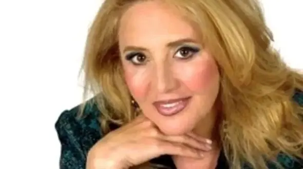 بیوگرافی نوش‌آفرین زن اول سعید راد  /  از بازیگری قبل انقلاب تا خوانندگی در امریکا !