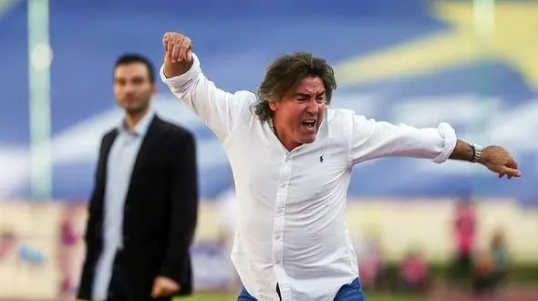  استقلال فعلا نفس راحت کشید: صدور رای شکایت ساپینتو از استقلال به تعویق افتاد