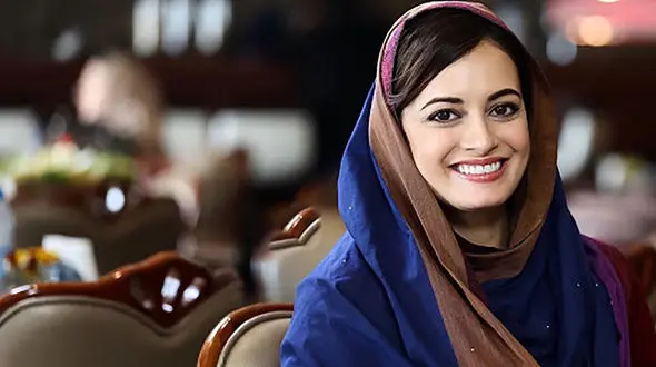 بازیگر زن «سلام بمبئی» تحت تعقیب پلیس + عکس