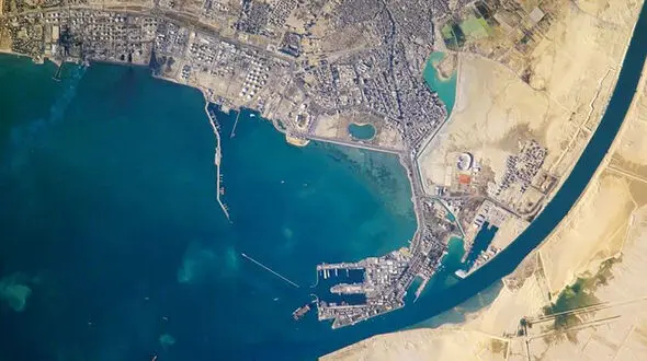 نفت ایران با وجود تحریم آمریکا از کانال سوئز عبور می‌کند