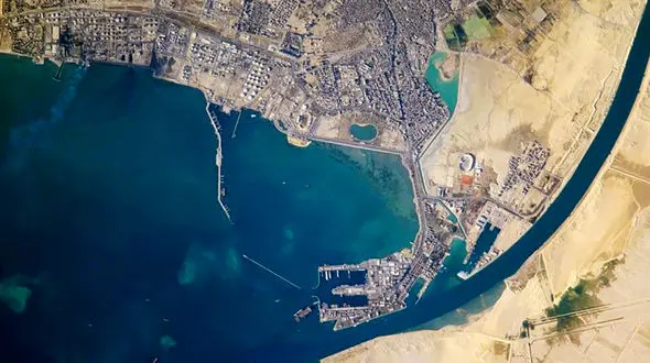 نفت ایران با وجود تحریم آمریکا از کانال سوئز عبور می‌کند