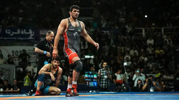 حسن یزدانی قهرمان جام تختی شد/ واکنش اتحادیه جهانی کشتی به عملکرد نابغه + فیلم