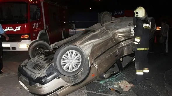  واژگونی خونین خودرو در بانه +عکس