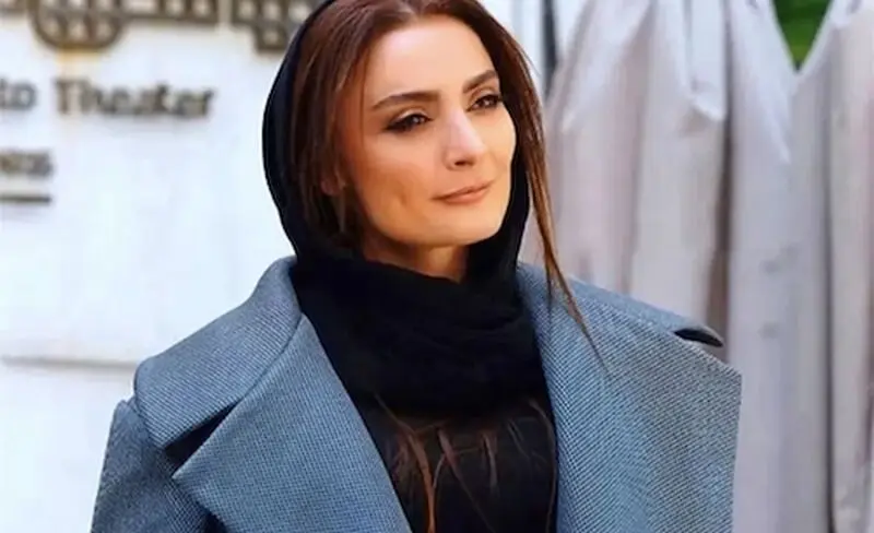 السا فیروز آذر